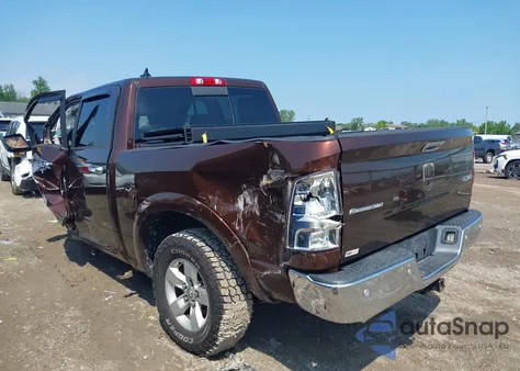 2015 Ram 1500 Outdoorsman z USA, uszkodzony, nr VIN 1C6RR7LT2FS622566